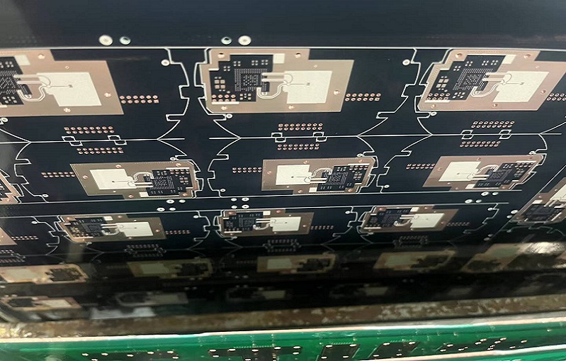 Controlled Impedance in High Speed PCB